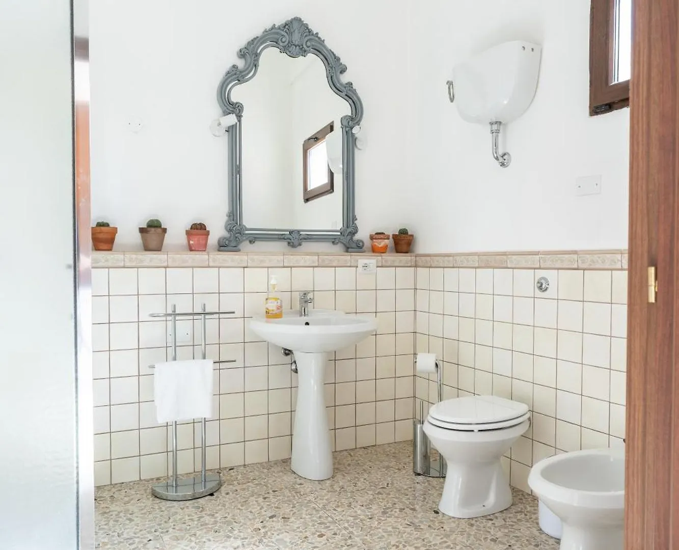 Spacious House In Sinis Càbras 0*,  Italia